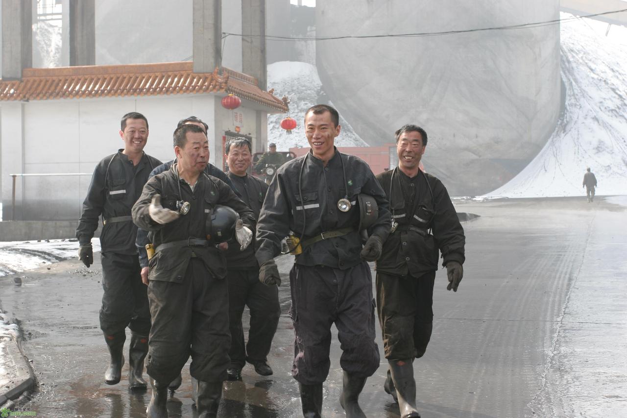 http://www.newswatch247.com/pics/default/download/5d255bfb6e6e1fe7d893958e4f180d14.jpg