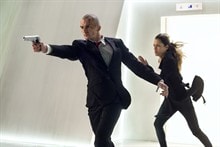 http://www.newswatch247.com/pics/default/download/5d60c705714bfcebec7dbbeb4163a89f.jpg