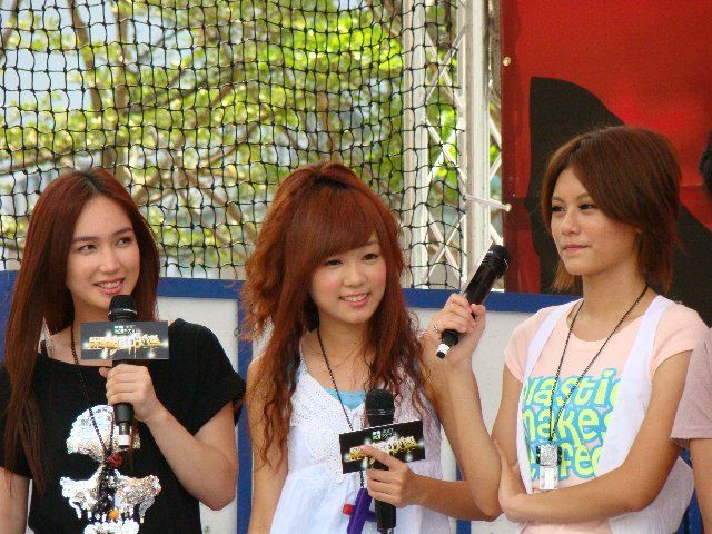 http://www.newswatch247.com/pics/default/download/5e5749916addaf265d88d71f7dc3b995.jpg
