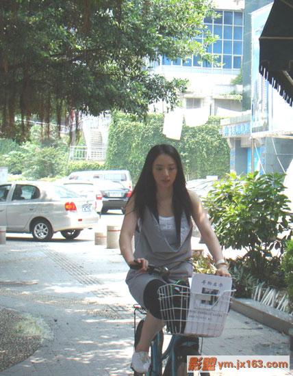 http://www.newswatch247.com/pics/default/download/5e68a31bfcb0b47b5cd2750f827f70e8.jpg