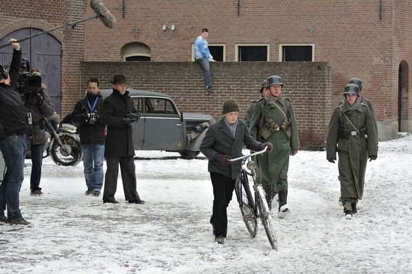 http://www.newswatch247.com/pics/default/download/6862ee5a8a3f130d5676d03ee2aef6fa.jpg