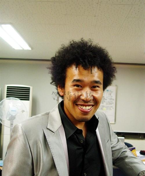 http://www.newswatch247.com/pics/default/download/6a02254b04f89009d17c3f9246fd44b6.jpg