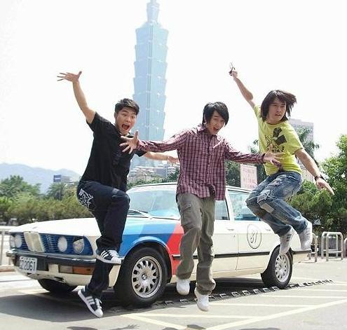 http://www.newswatch247.com/pics/default/download/6e052e316d23d6e8012f76f19516a3c7.jpg