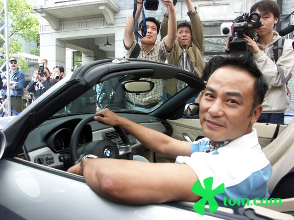 http://www.newswatch247.com/pics/default/download/6e06677ff3a1c133aac3d0a9f21b6201.jpg