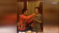 實(shí)拍河南妹子四川酒席喝白酒 一口氣干一瓶_標(biāo)清