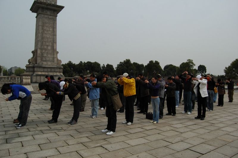 http://www.newswatch247.com/pics/default/download/6f555531faf0970c645adec71bb8d937.jpg
