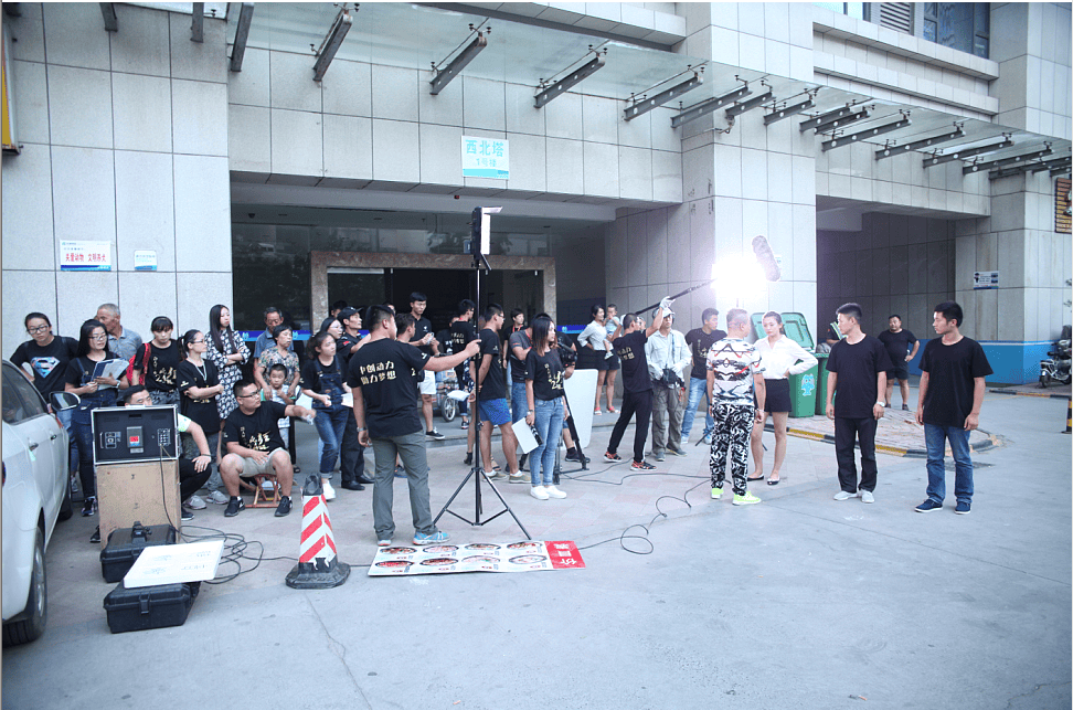 http://www.newswatch247.com/pics/default/download/6fb62fb0c584cd16e7673107da3d693c.jpg