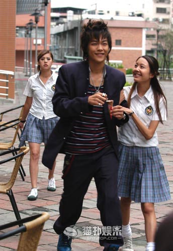 http://www.newswatch247.com/pics/default/download/724572daa085c9caa091628dd4a4022f.jpg