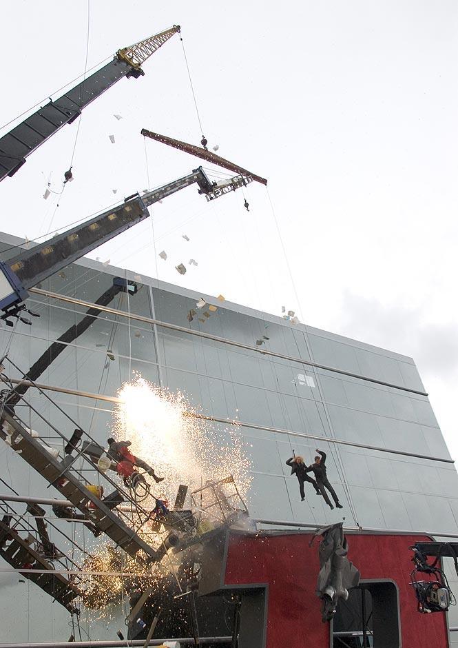 http://www.newswatch247.com/pics/default/download/7360c856e70ad16fd8faa03d271e7501.jpg