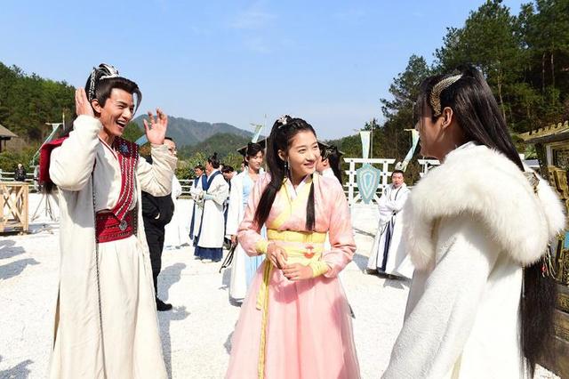 http://www.newswatch247.com/pics/default/download/73abe4863ea1f7f559e799af4fa67b27.jpg