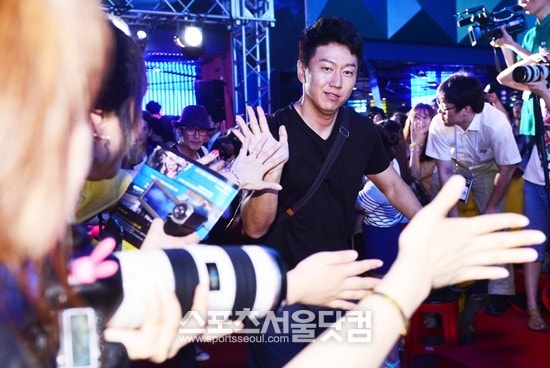 http://www.newswatch247.com/pics/default/download/73ea05cd4fe54a4820bb0e7cc296d7eb.jpg