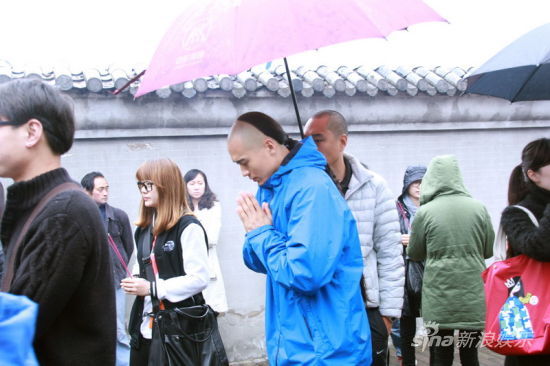 http://www.newswatch247.com/pics/default/download/74492173f553d248520900a50b45e49a.jpg