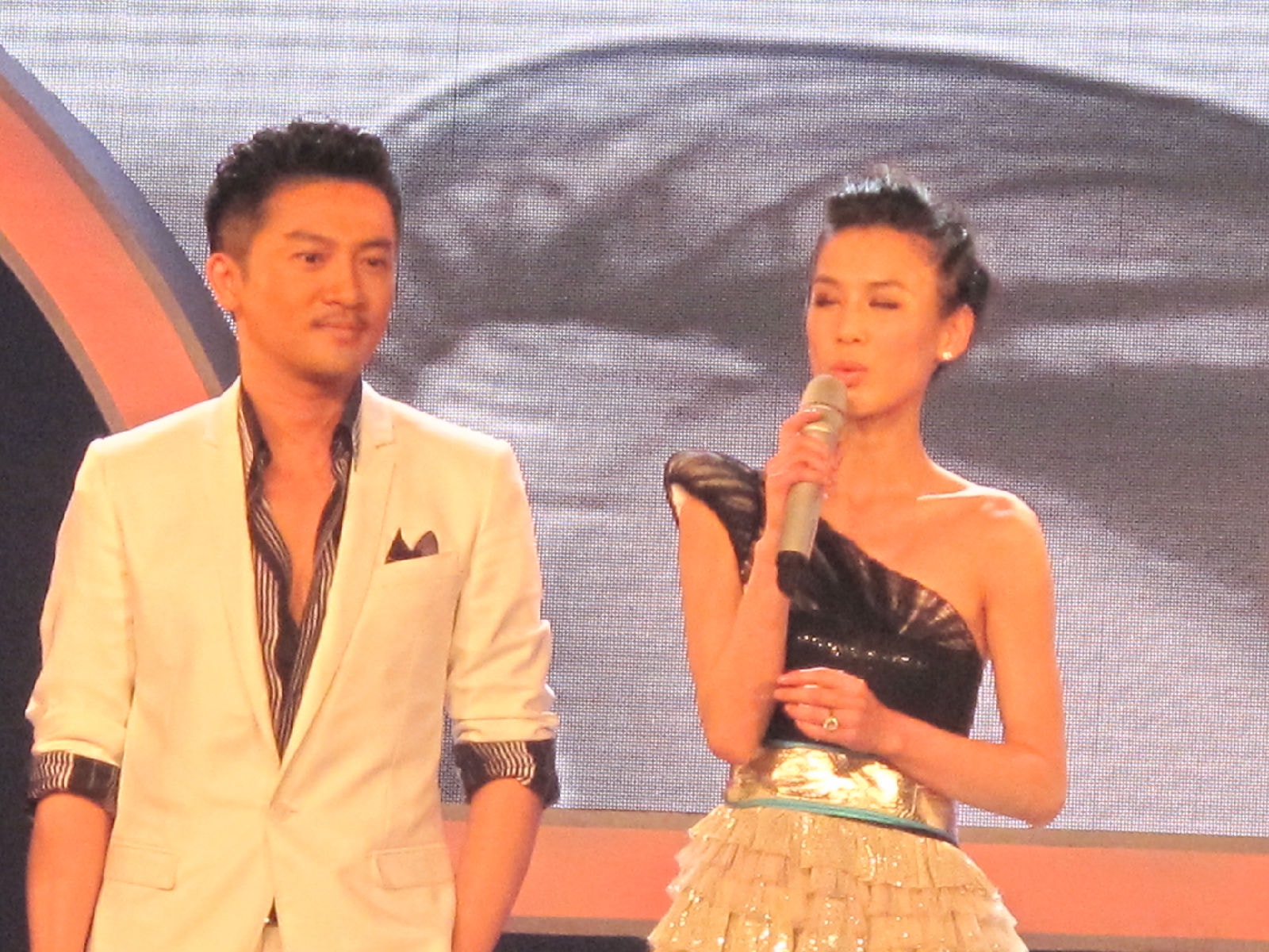 http://www.newswatch247.com/pics/default/download/74b828f157d13efbd89b58d7168e7f63.jpg