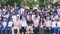 宣傳片“畢業(yè)照”