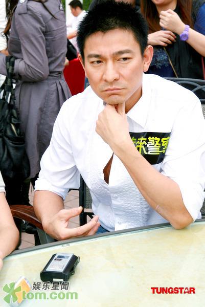 http://www.newswatch247.com/pics/default/download/789b264e027d109850a34278a08810e7.jpg