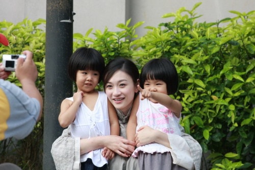 http://www.newswatch247.com/pics/default/download/78b3e1cb67acd71b8a7c40525917ce6a.jpg