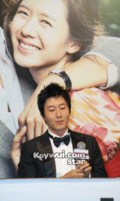 http://www.newswatch247.com/pics/default/download/81efe8da04b08894fca31132e2bbf460.jpg
