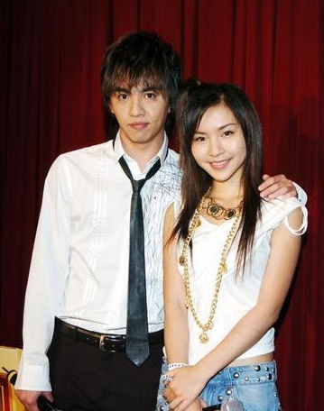 http://www.newswatch247.com/pics/default/download/820c43ddcb8ee155c808570054fb0fcc.jpg