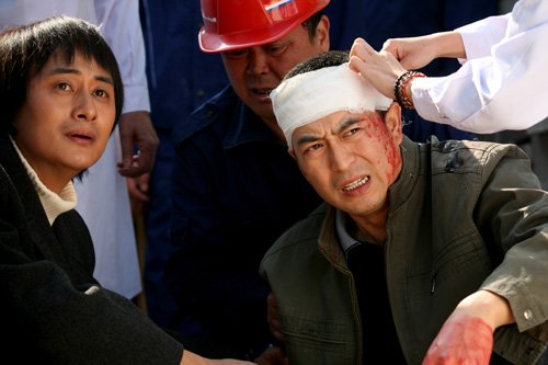 http://www.newswatch247.com/pics/default/download/859b7973faced0b642412bd9d6ae3e18.jpg