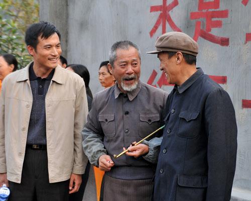 http://www.newswatch247.com/pics/default/download/85ef5d4c2663802b1dbb250d38cd5dcb.jpg