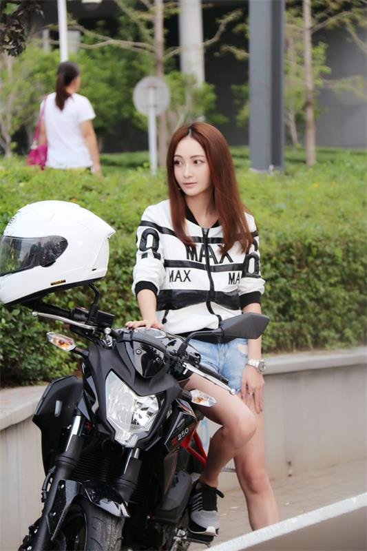 http://www.newswatch247.com/pics/default/download/8740/b275f2db2eba36c4c44a62bddefe.jpg