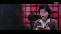 美人計；哥們被美女騙去搶銀行，結果自己竟然不知道。