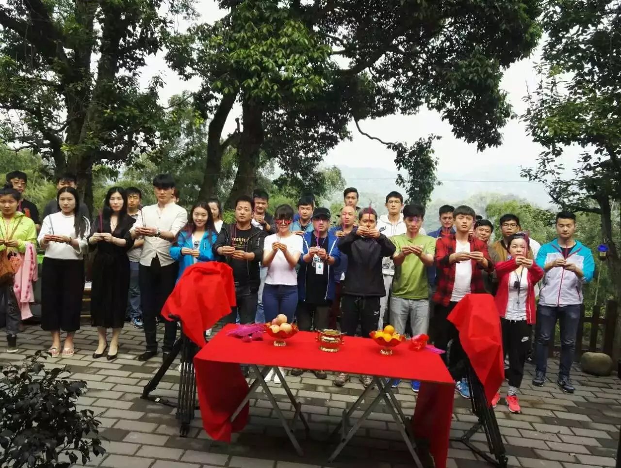 http://www.newswatch247.com/pics/default/download/8abce0291643cd7a87367f721ce10d02.jpg