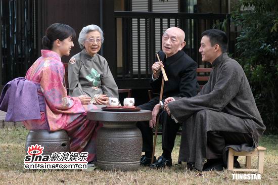 http://www.newswatch247.com/pics/default/download/8b96eea2f16b8ef1d95182f99137aaff.jpg