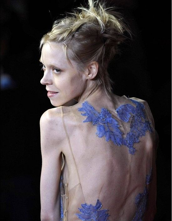 http://www.newswatch247.com/pics/default/download/8cc0b660e55096e6e2b8e493c48894a0.jpg