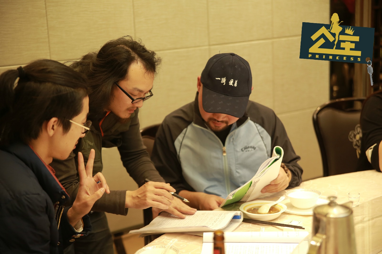 http://www.newswatch247.com/pics/default/download/8d5af5ae5b67abd8e066ebdb92739fee.jpg