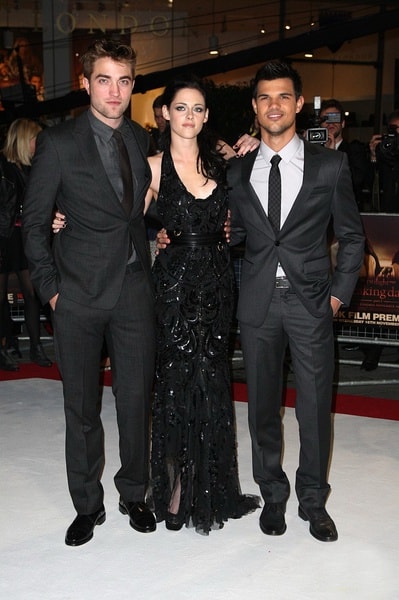 http://www.newswatch247.com/pics/default/download/8deb90f227b5c49c37df720b5d35b361.jpg