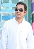 張國立