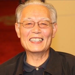 張勇手?