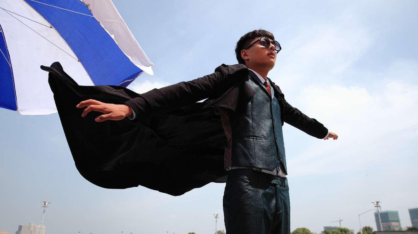 http://www.newswatch247.com/pics/default/download/8f6842df28ea0a7314e5c6b79191e83f.jpg