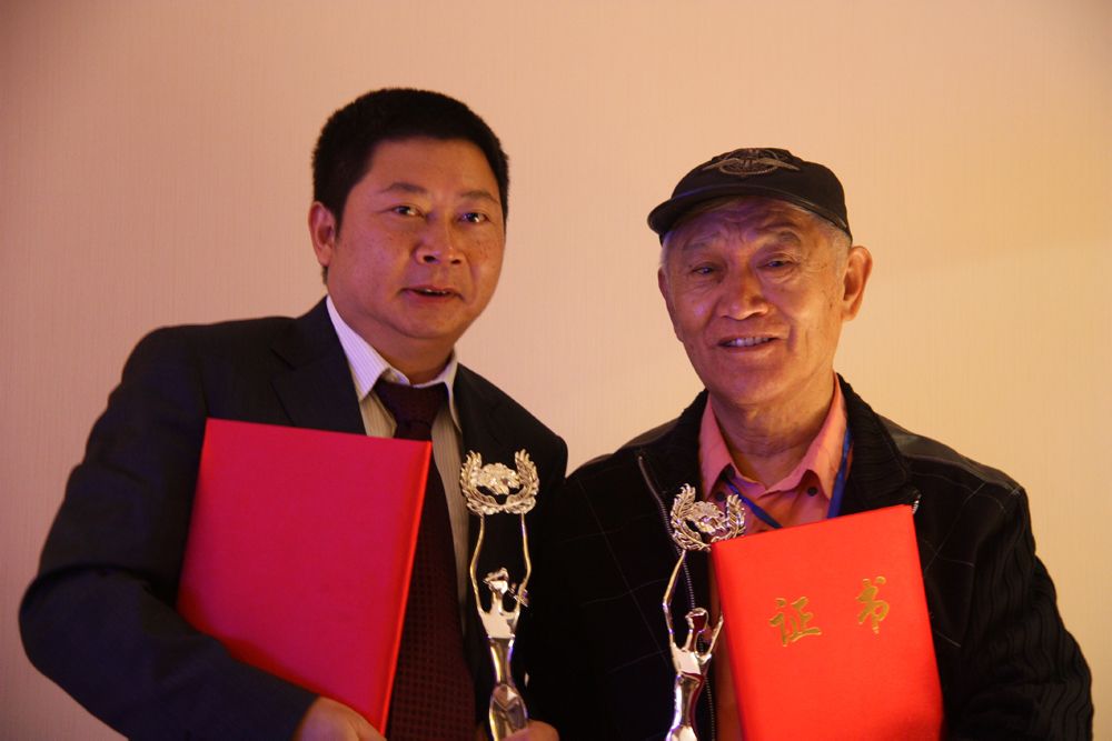 http://www.newswatch247.com/pics/default/download/8f75a3cad25be0e0c100a7b7015a554d.jpg