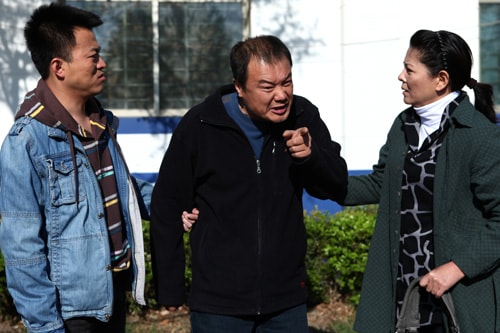 http://www.newswatch247.com/pics/default/download/904952f1eaa373518184c27f399b7fb6.jpg