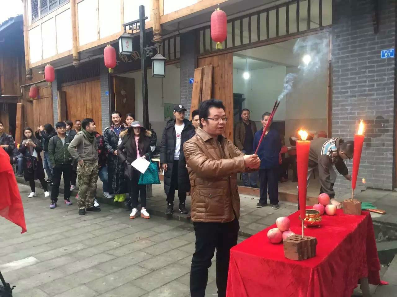 http://www.newswatch247.com/pics/default/download/91652b8a68dbb9855cdd8aabbb6e92fe.jpg