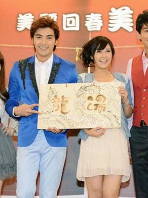 http://www.newswatch247.com/pics/default/download/92ceda854488b12f7f95d338a537f0ae.jpg