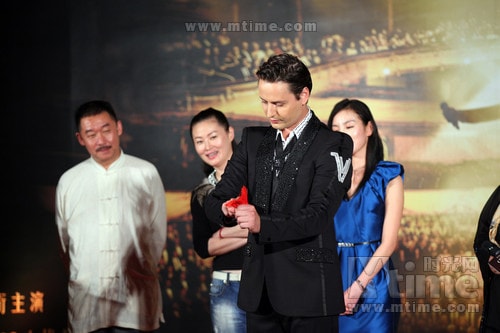 http://www.newswatch247.com/pics/default/download/93ec3531d7fb54a2b7929c2f89cbf483.jpg
