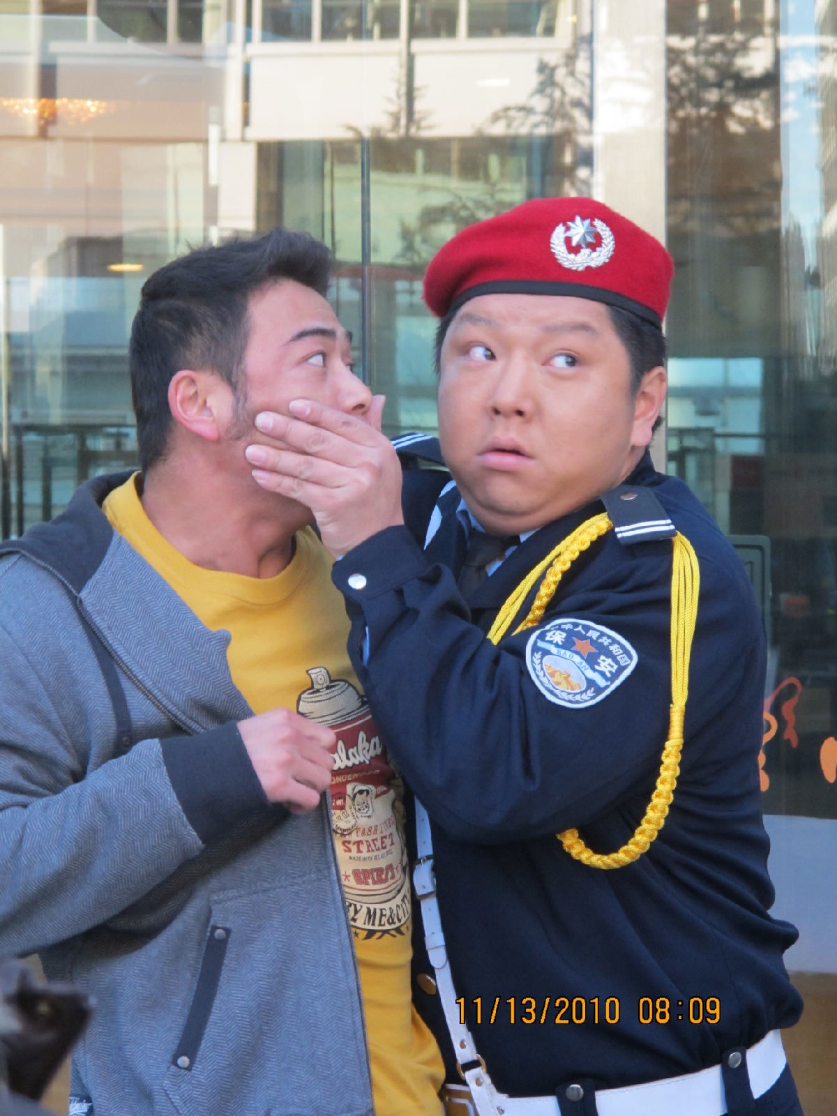 http://www.newswatch247.com/pics/default/download/93f16325771b79308eb7125b36405568.jpg