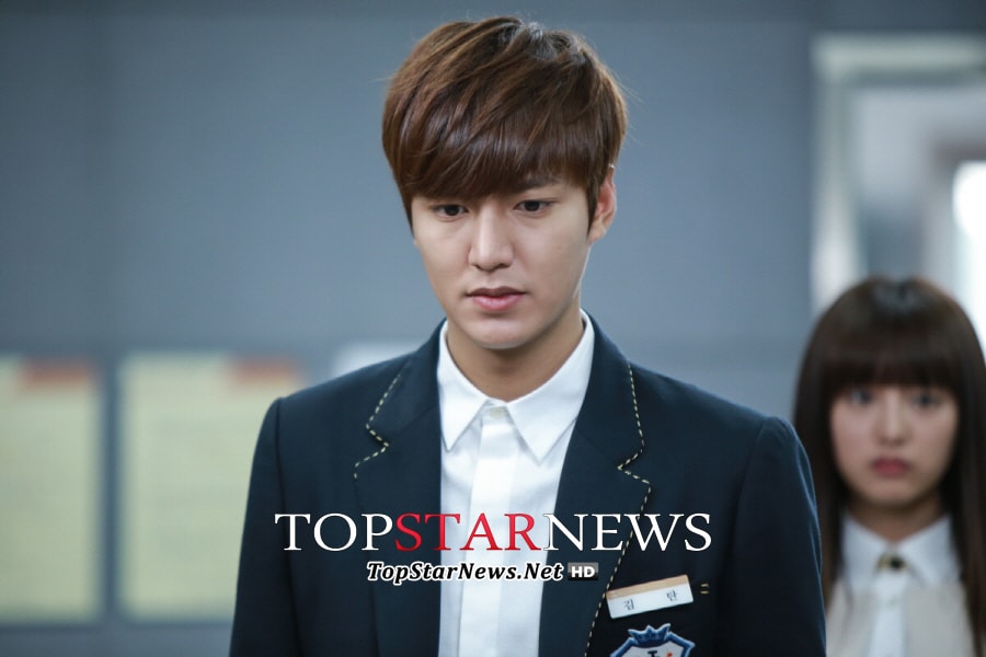 http://www.newswatch247.com/pics/default/download/9611534d2309e032cda49c0b7b76e1e1.jpg