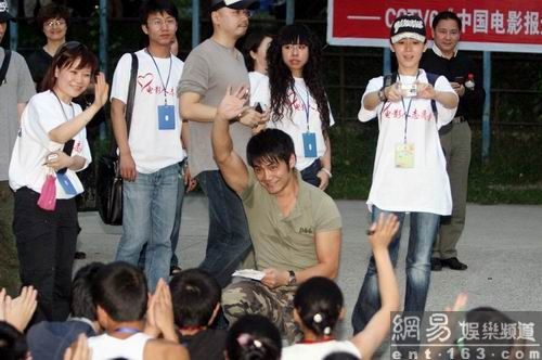 http://www.newswatch247.com/pics/default/download/9698324ecea98101d67fa656b04a751b.jpg