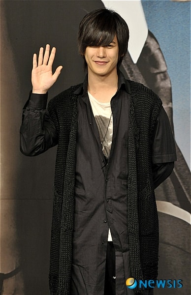 http://www.newswatch247.com/pics/default/download/9809828378f8126d46dce303a63018f7.jpg