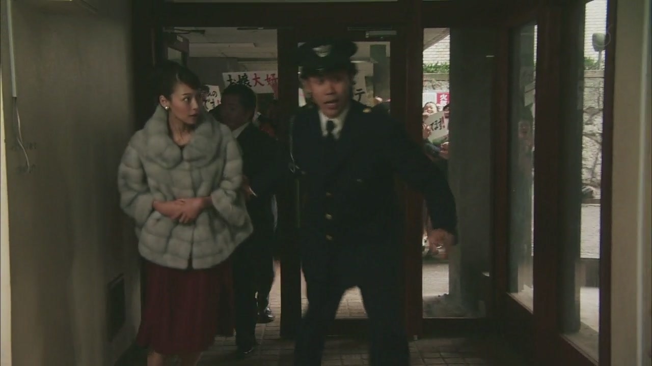 http://www.newswatch247.com/pics/default/download/99989bed4e5c25ed9e933d3e52026d88.jpg