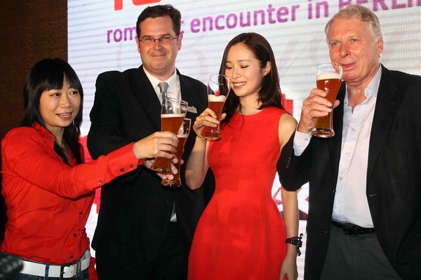 http://www.newswatch247.com/pics/default/download/9d5b13d817de4f2562720474551e3af3.jpg