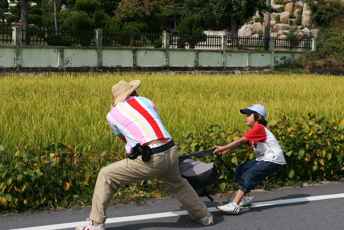 http://www.newswatch247.com/pics/default/download/9e05773a12890a54f4d4e1bfd6181a39.jpg