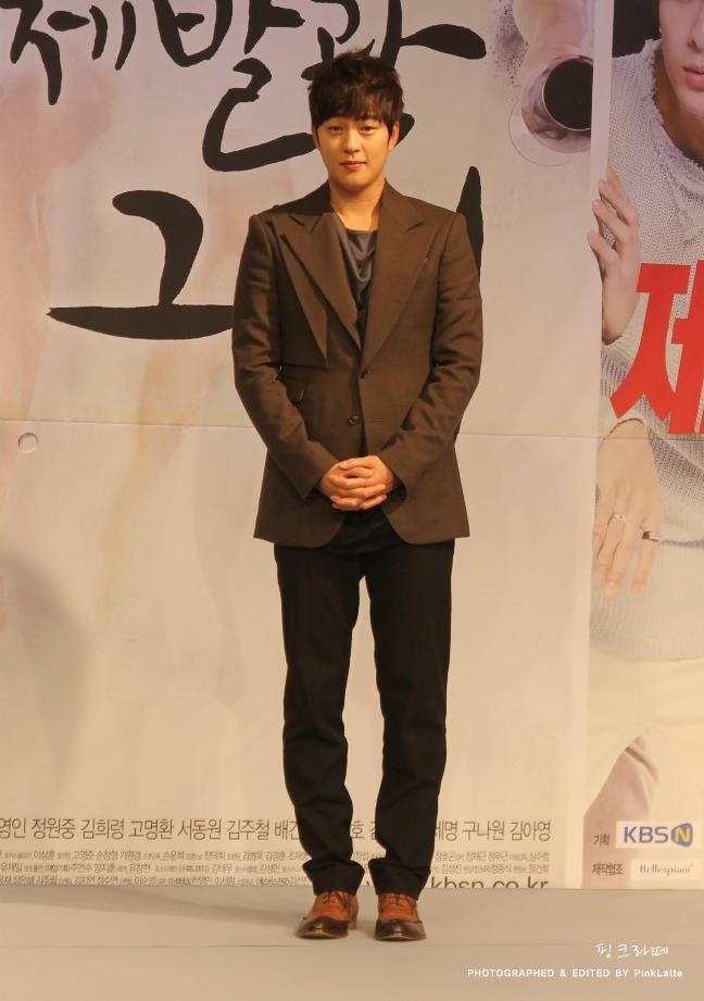 http://www.newswatch247.com/pics/default/download/9e4a4d2462e8b7b990cb5c2cda4f42db.jpg