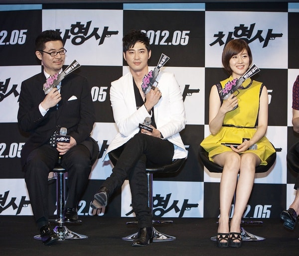 http://www.newswatch247.com/pics/default/download/9eda85ef74e80e17dcd3de222e54a45a.jpg