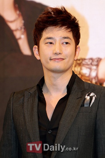 http://www.newswatch247.com/pics/default/download/a040bf411ee507d487634aa939ec4e6e.jpg