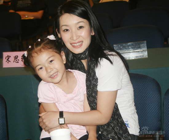 http://www.newswatch247.com/pics/default/download/a0cd23df718cdb59d8d663ab1824401a.jpg